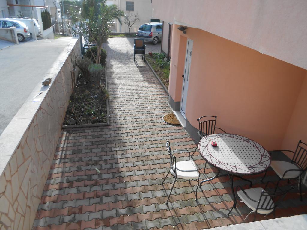 Apartments Luvi Trogir Oda fotoğraf